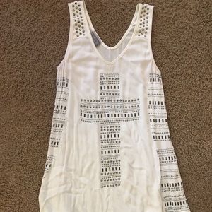 Vocal studded tank